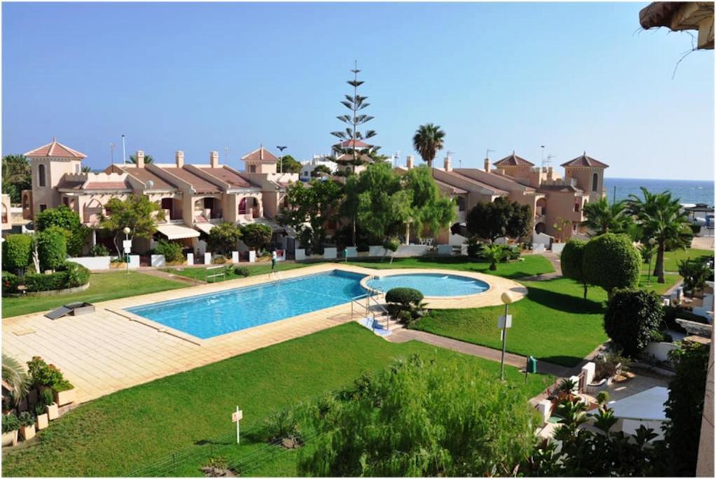 Villa Precioso Duplex Con Piscina, En 1ª Linea De Playa El Puerto de Mazarrón Exterior foto